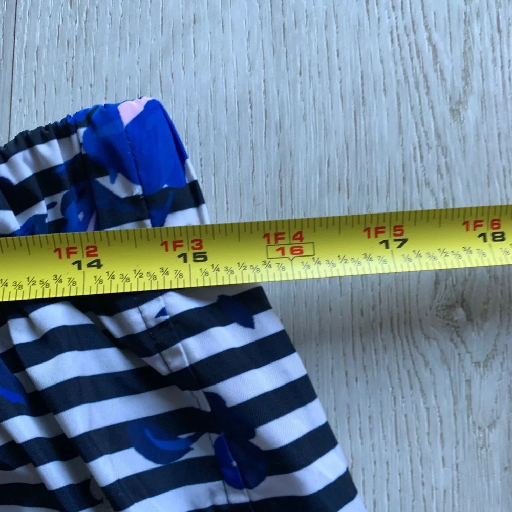Kate Spade‎ Hibiscus Striped athletic Shorts